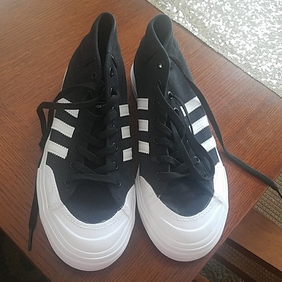 adidas Other - Adidas matchcourt, sz 6